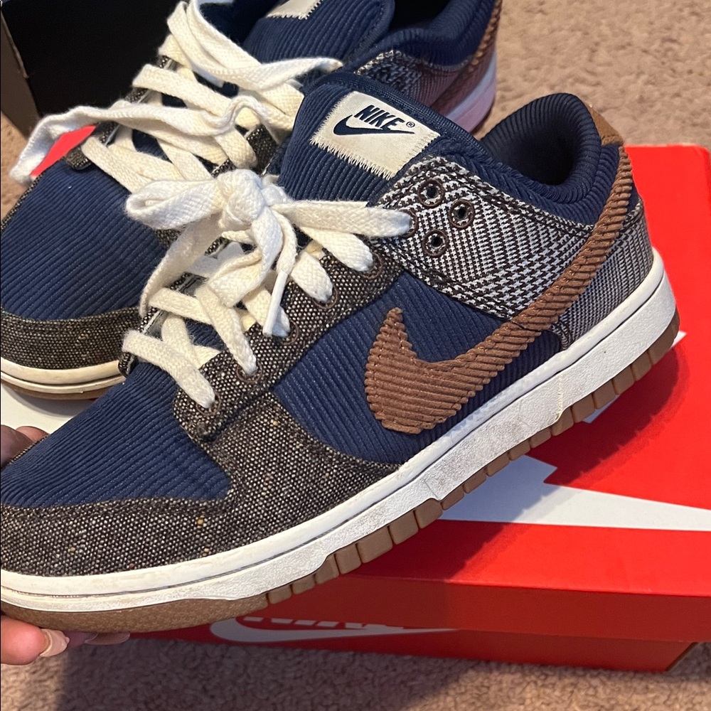 Nike Kids' Blue and Brown Sneakers - Picture 6 of 8